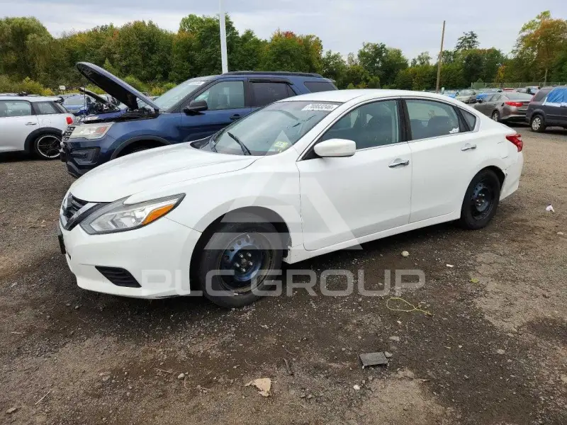 2017 Nissan ALTIMA фото
