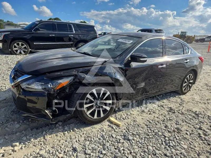2017 Nissan ALTIMA фото