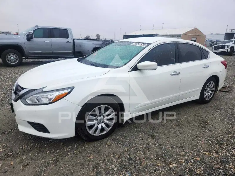 2017 Nissan ALTIMA photo