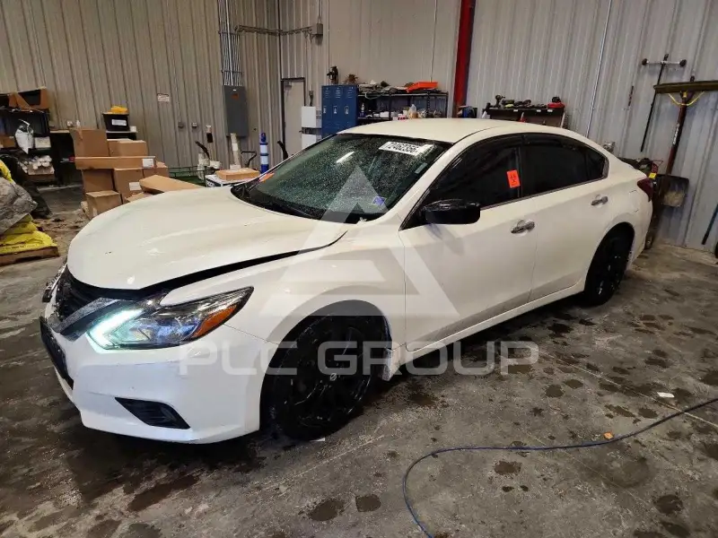 2017 Nissan ALTIMA photo