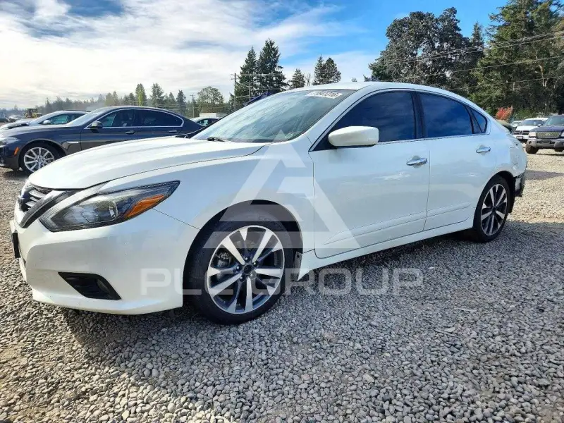 2017 Nissan ALTIMA фото