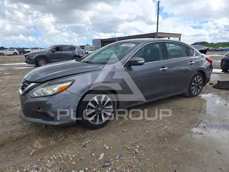 2017 Nissan ALTIMA фото