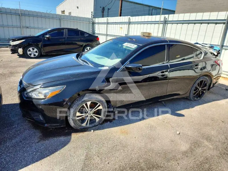 2017 Nissan ALTIMA фото