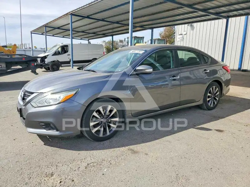 2017 Nissan ALTIMA фото