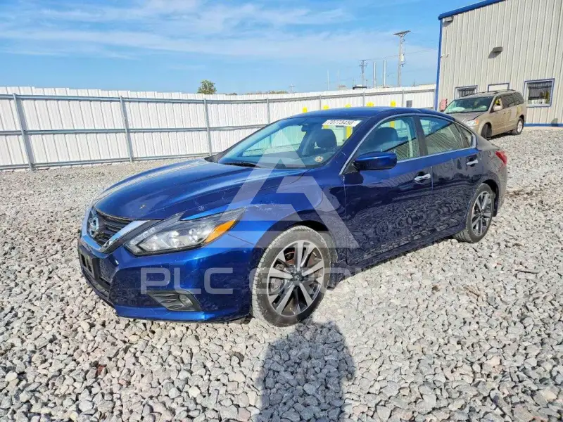 2017 Nissan ALTIMA фото