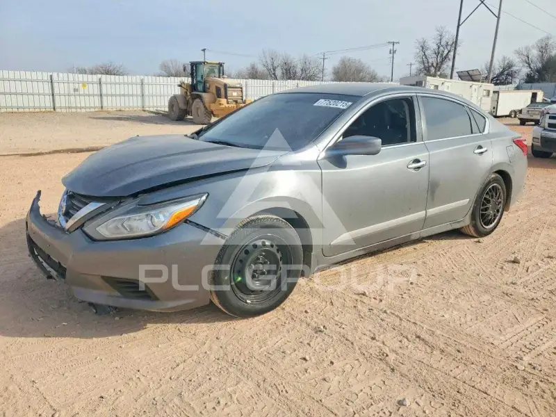 2017 Nissan ALTIMA фото