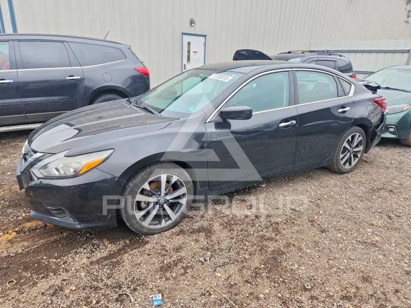 2017 Nissan ALTIMA фото