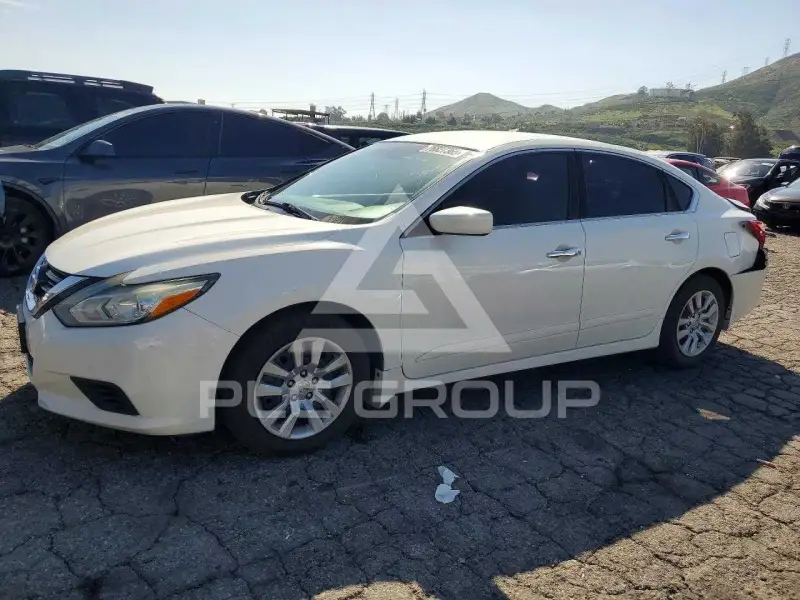 2017 Nissan ALTIMA photo