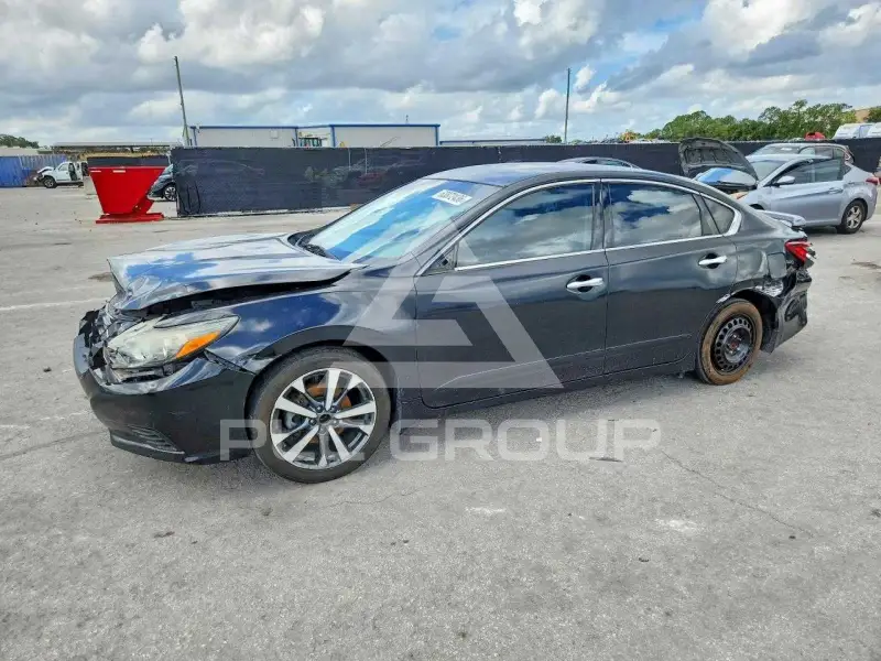 2017 Nissan ALTIMA фото
