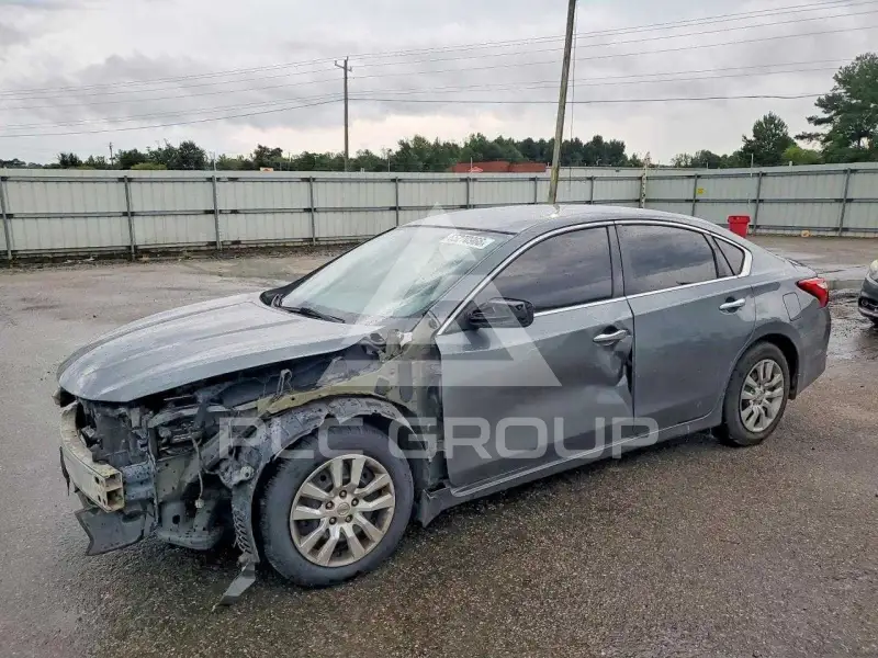 2017 Nissan ALTIMA photo