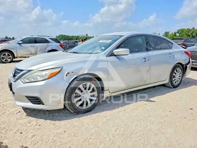2017 Nissan ALTIMA фото
