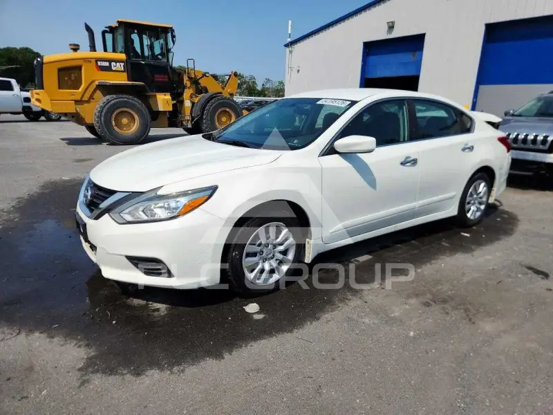 2017 Nissan ALTIMA фото