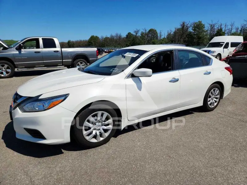 2017 Nissan ALTIMA photo