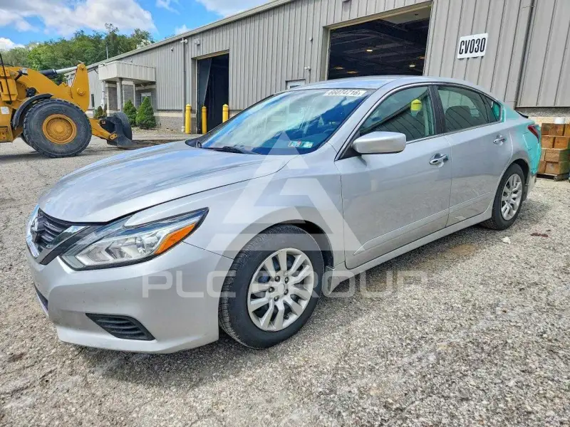 2017 Nissan ALTIMA фото