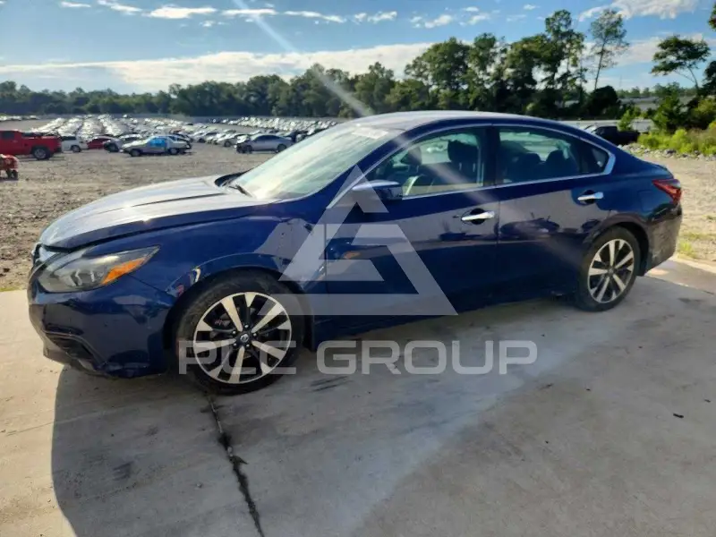 2017 Nissan ALTIMA photo