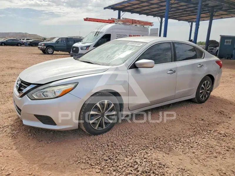 2017 Nissan ALTIMA photo