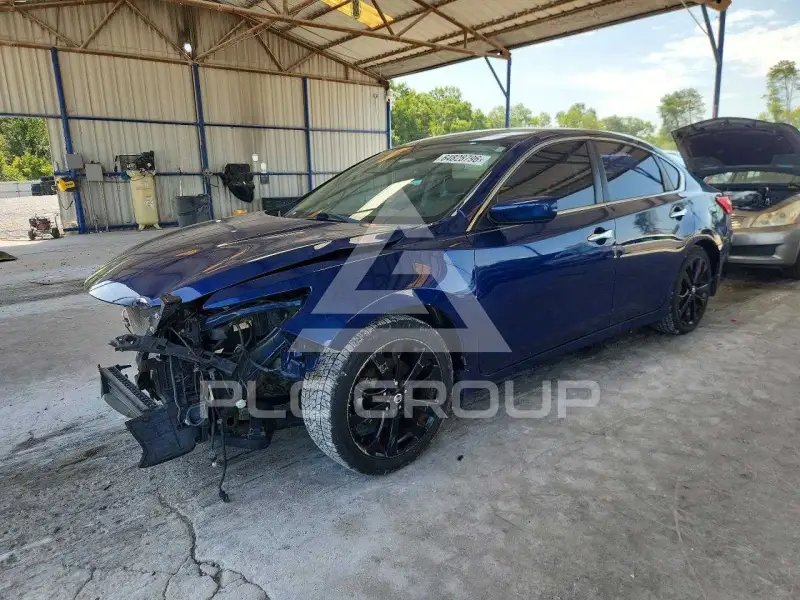 2017 Nissan ALTIMA photo