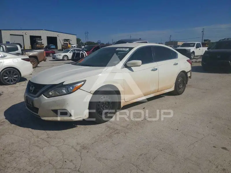 2017 Nissan ALTIMA фото