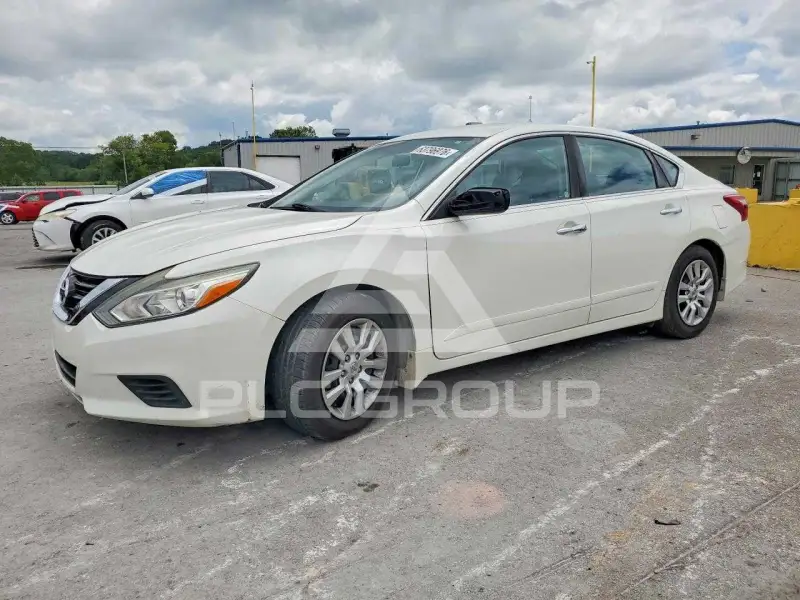 2017 Nissan ALTIMA фото