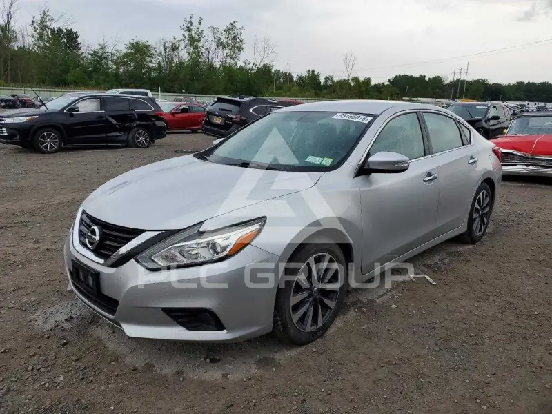 2017 Nissan ALTIMA фото