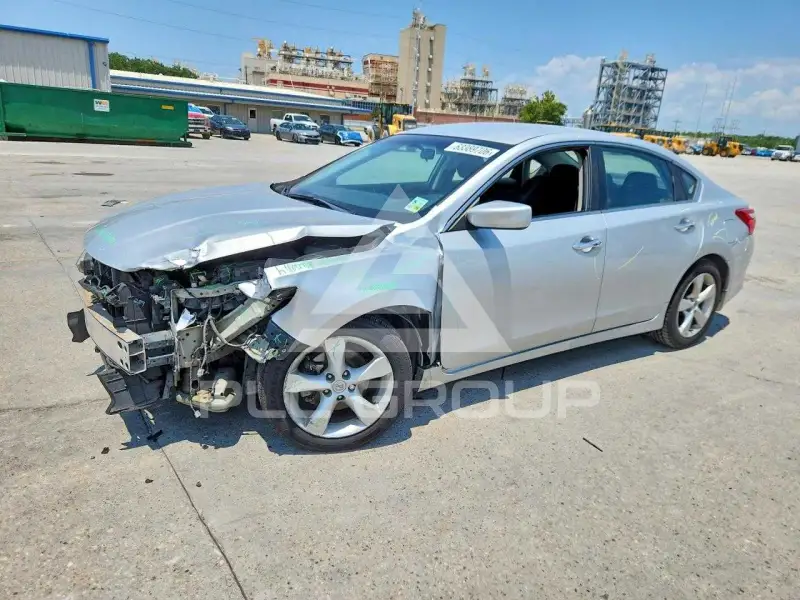 2017 Nissan ALTIMA photo