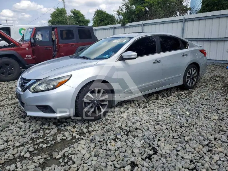 2017 Nissan ALTIMA фото