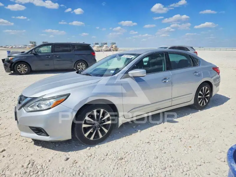 2017 Nissan ALTIMA фото