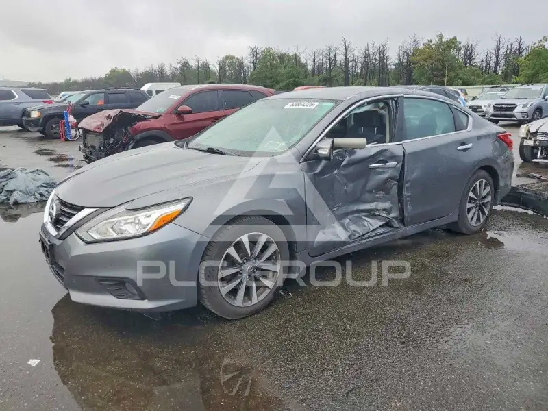 2017 Nissan ALTIMA фото
