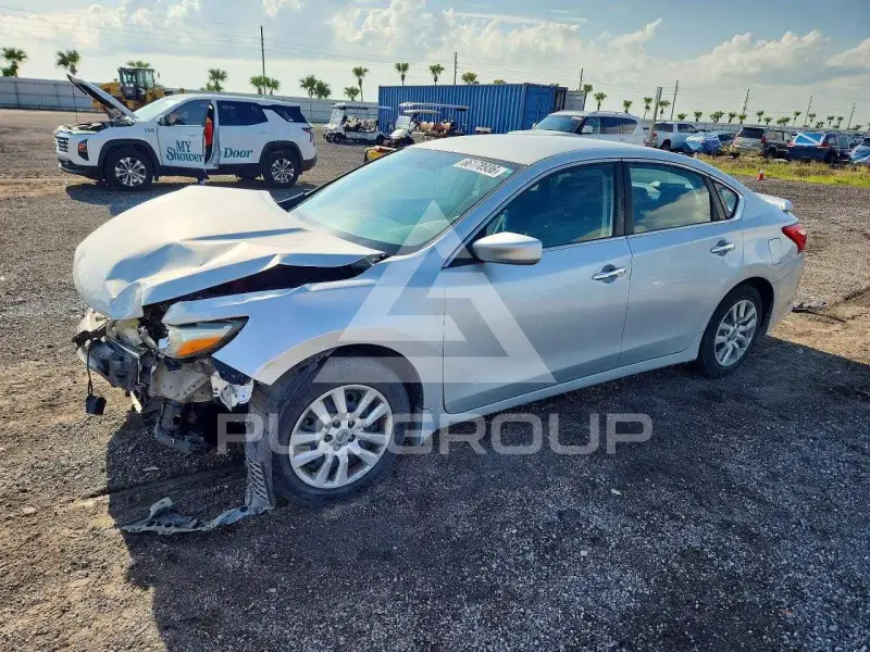 2017 Nissan ALTIMA фото