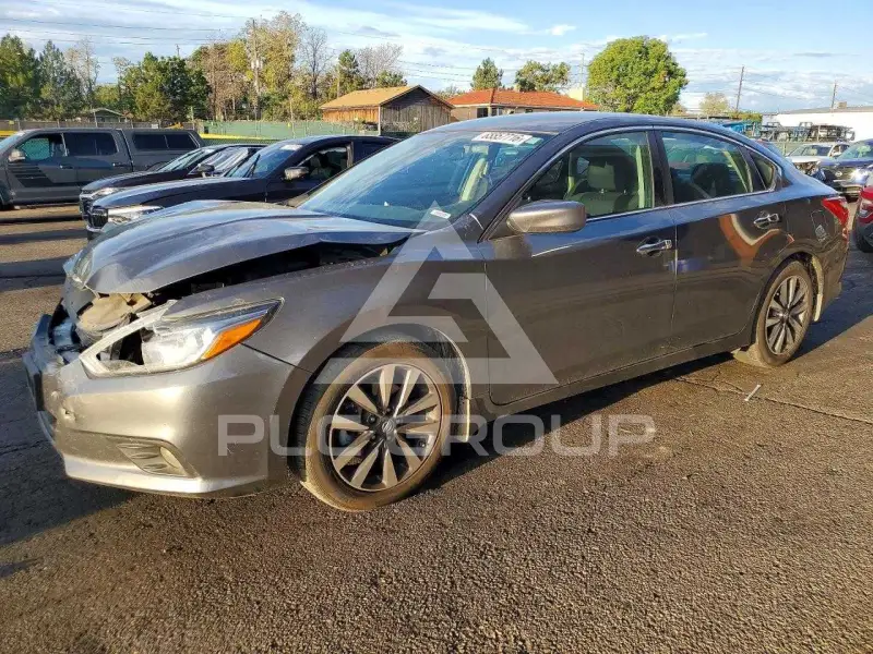 2017 Nissan ALTIMA фото