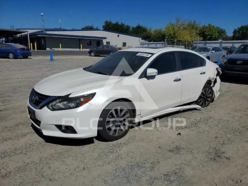 2017 Nissan ALTIMA фото