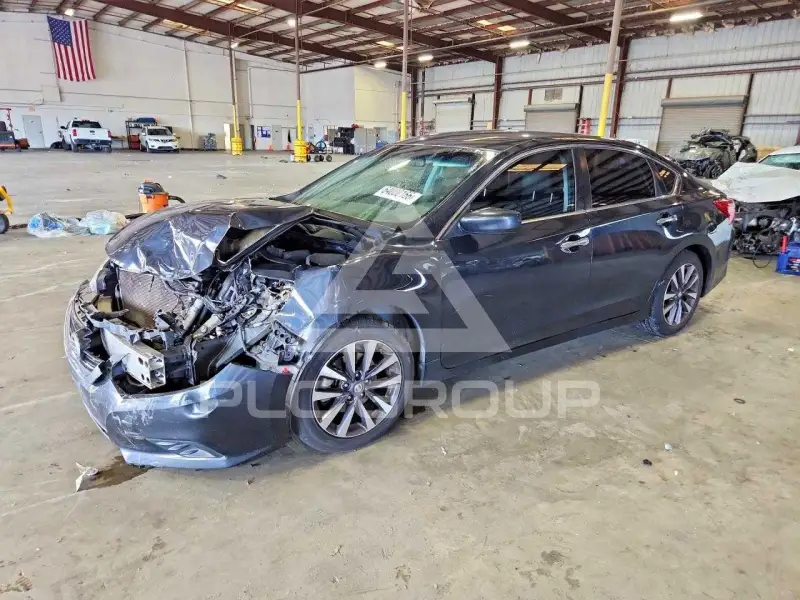 2017 Nissan ALTIMA photo