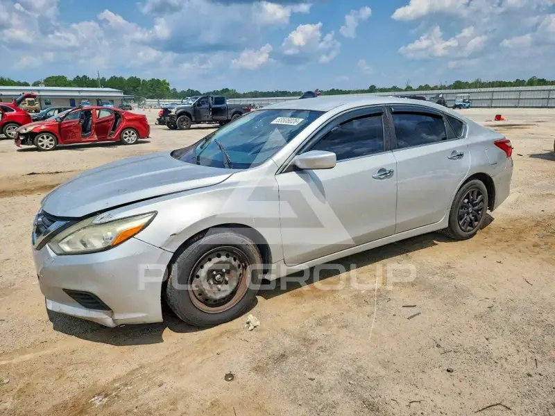 2017 Nissan ALTIMA photo