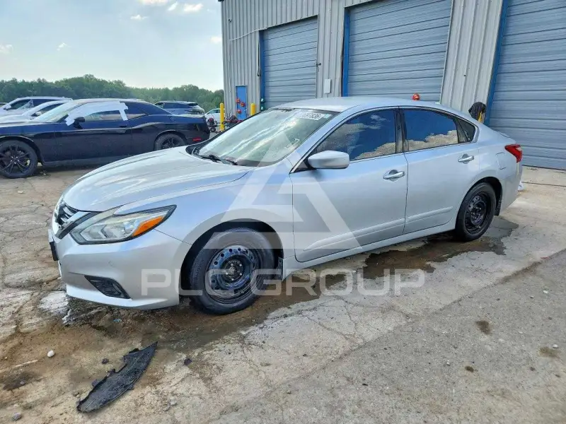 2017 Nissan ALTIMA фото