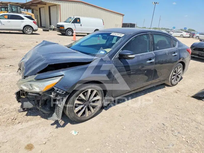 2017 Nissan ALTIMA photo