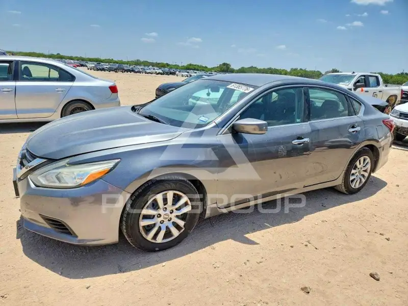 2017 Nissan ALTIMA фото