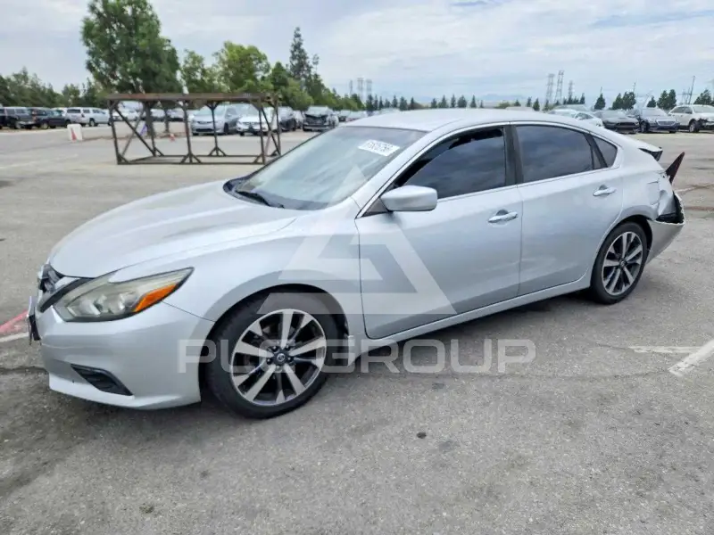 2017 Nissan ALTIMA фото
