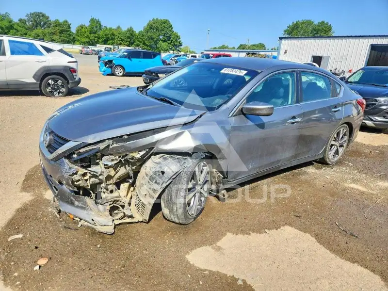 2017 Nissan ALTIMA photo