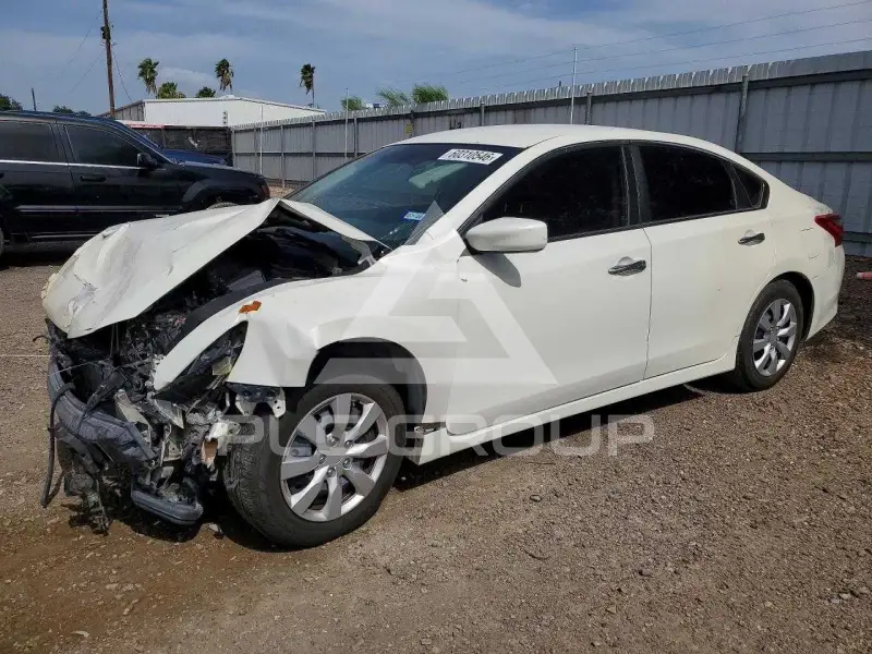 2017 Nissan ALTIMA photo