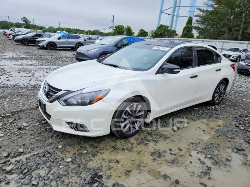 2017 Nissan ALTIMA photo