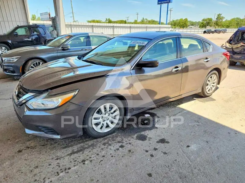 2017 Nissan ALTIMA фото