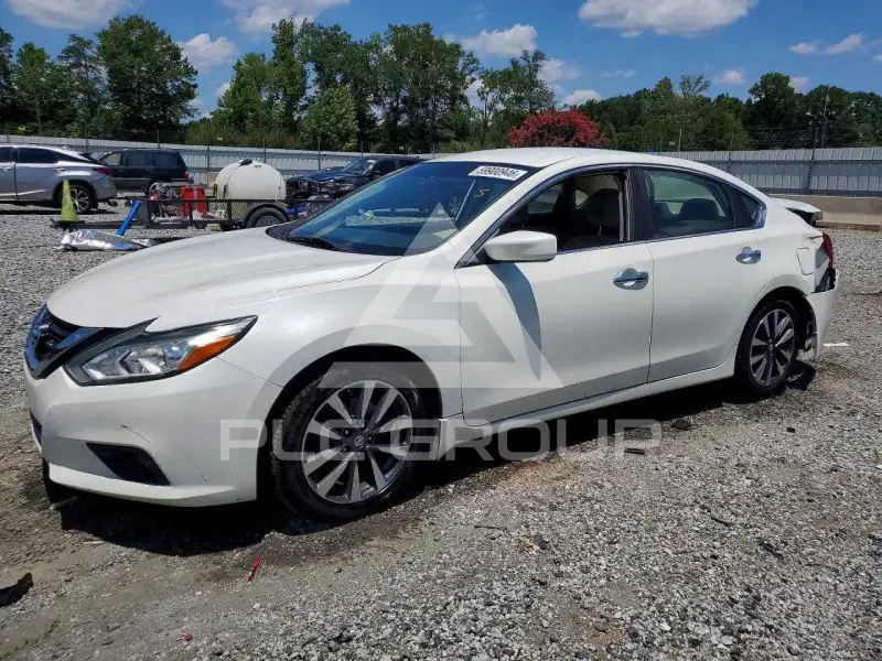 2017 Nissan ALTIMA фото