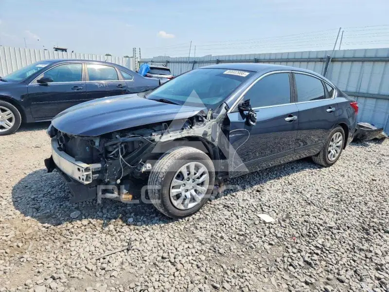 2017 Nissan ALTIMA фото