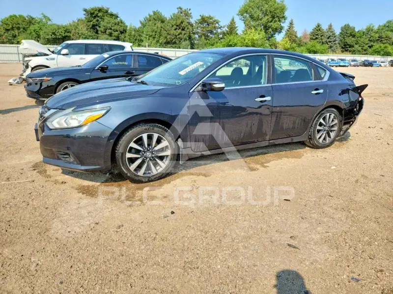 2017 Nissan ALTIMA фото