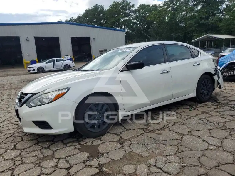 2017 Nissan ALTIMA фото