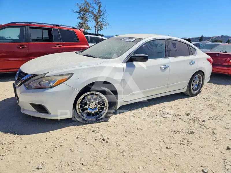 2017 Nissan ALTIMA фото