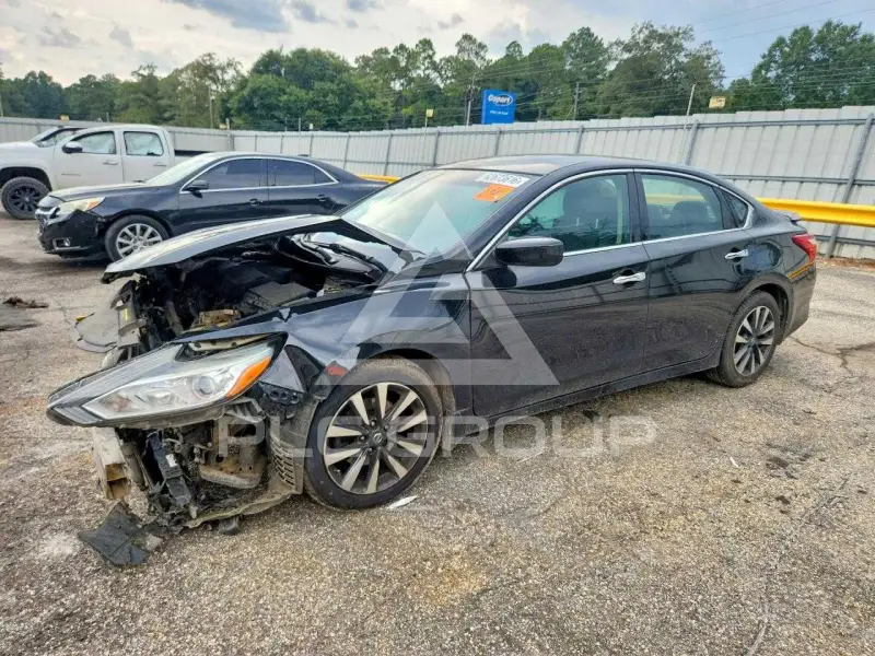 2017 Nissan ALTIMA photo
