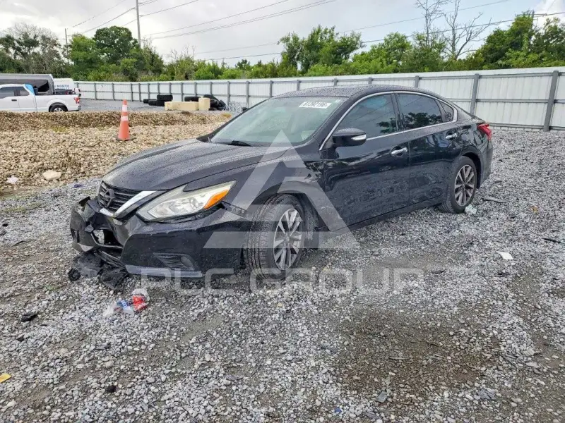 2017 Nissan ALTIMA фото