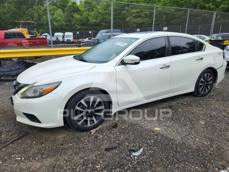 2017 Nissan ALTIMA photo