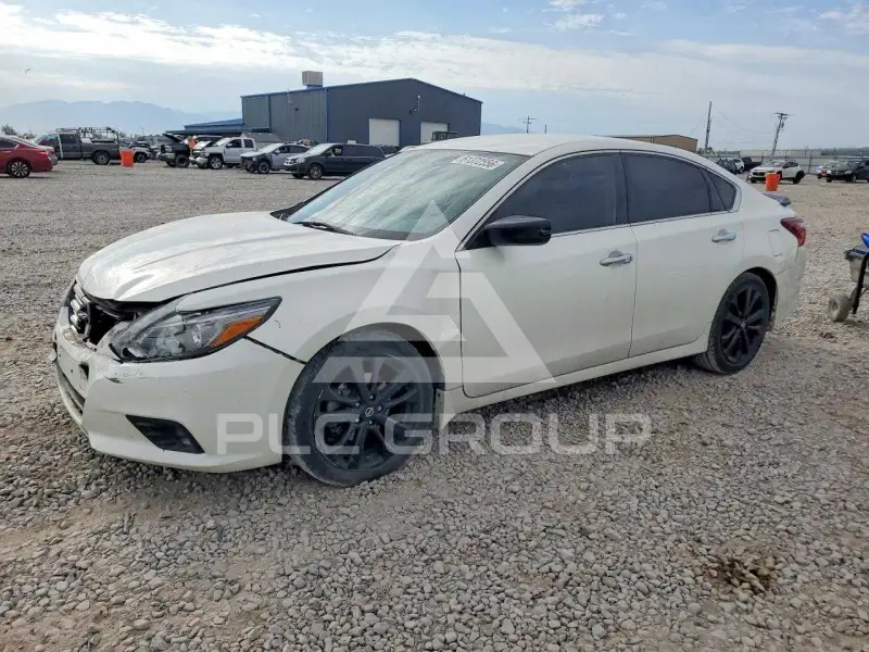 2017 Nissan ALTIMA фото